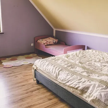 Dom Z Basenem I Sauna Ika بيت للعطل *