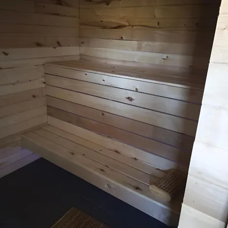 בית נופש Dom Z Basenem I Sauna Ika ביסקופייש