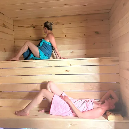 Ferienhaus Dom Z Basenem I Sauną Ika