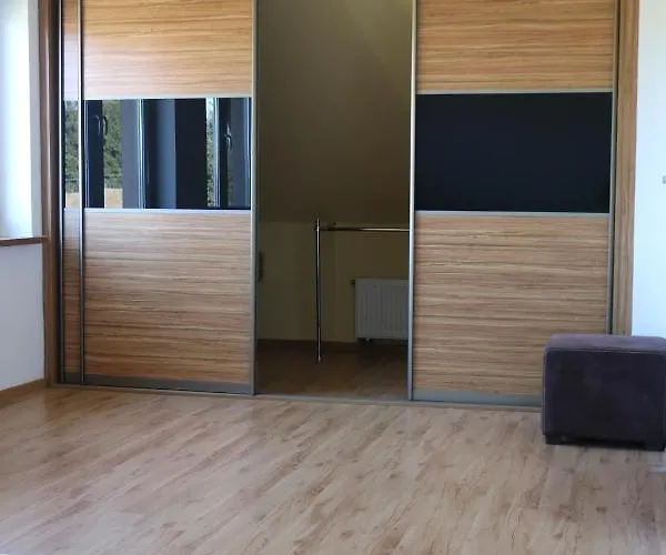 Prázdninový dům Dom Z Basenem I Sauna Ika