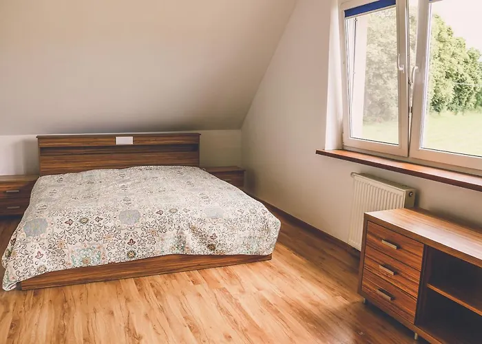 Prázdninový dům Dom Z Basenem I Sauna Ika *