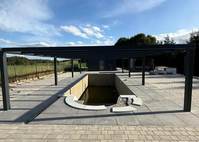 Dom Z Basenem I Sauna Ika Prázdninový dům *